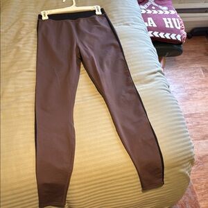 ALO Yoga Mauve Brown High-Rise Leggings with Black Trim